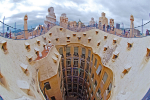 Barcelona - Casa Mila La Pedrera| Troya Tur